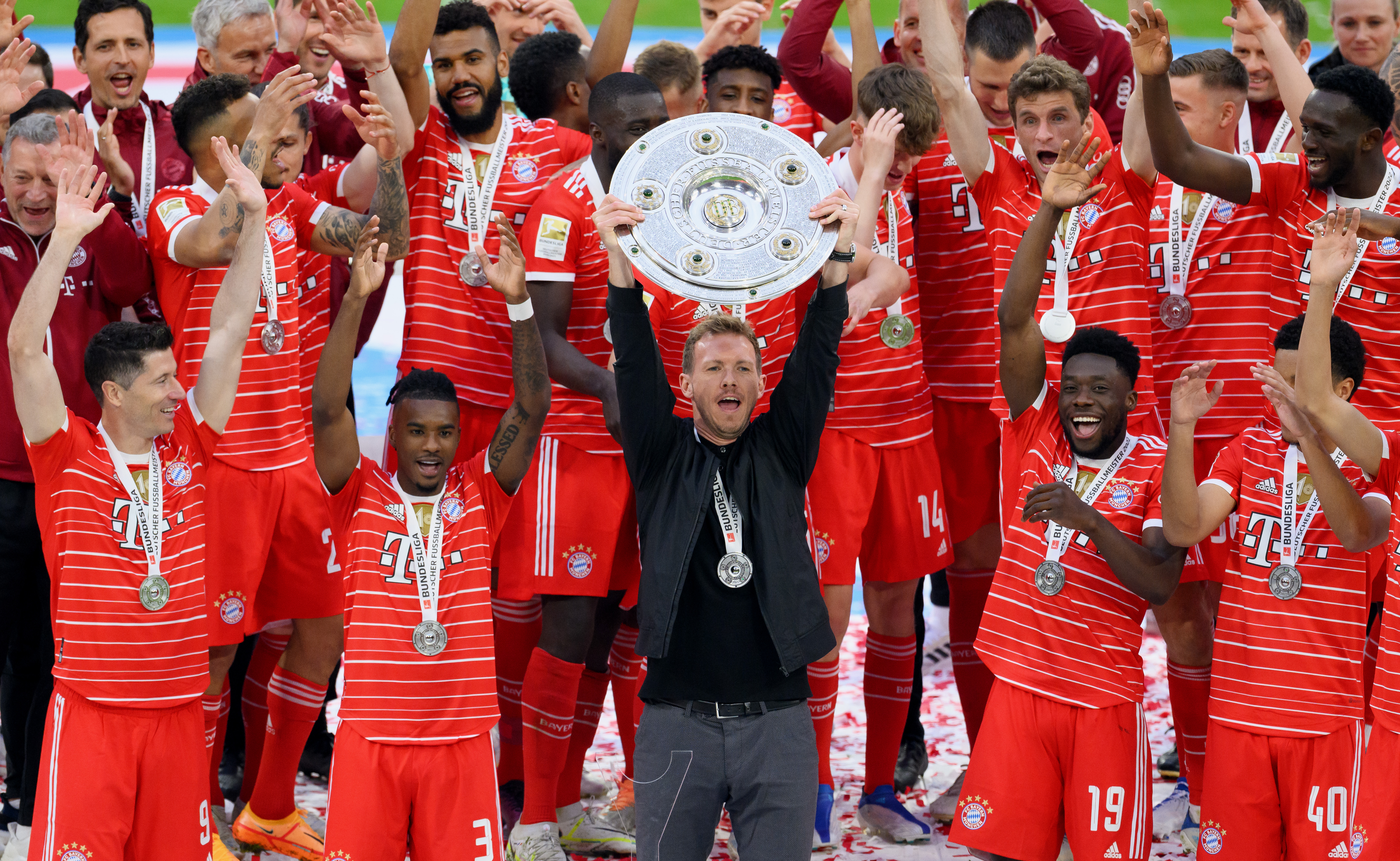Who wins the 2022-23 Bundesliga title? Here is AI's prediction