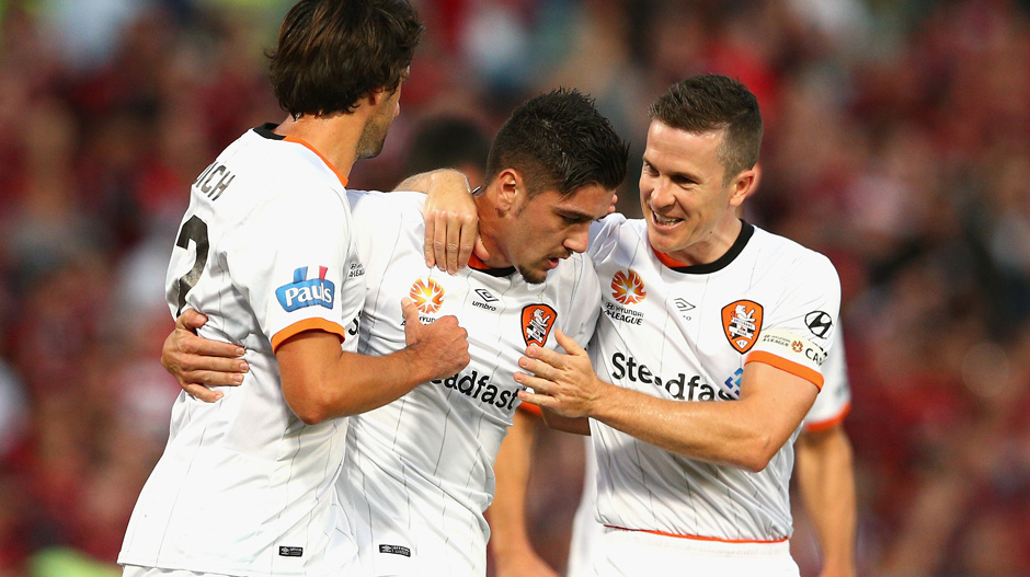 Roar attacker Dimitri Petratos opened the scoring from the penalty spot in the 16th minute.