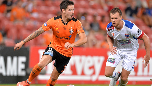 Jamie Maclaren is set to play in Brisbane Roar's crucial clash against Melbourne Victory.