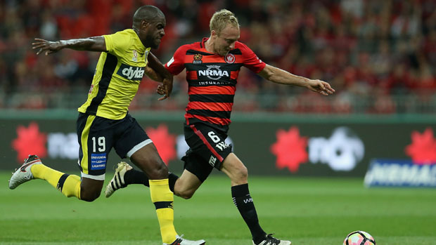 Western Sydney Wanderers and Central Coast Mariners played out a 1-1 draw at Spotless Stadium.