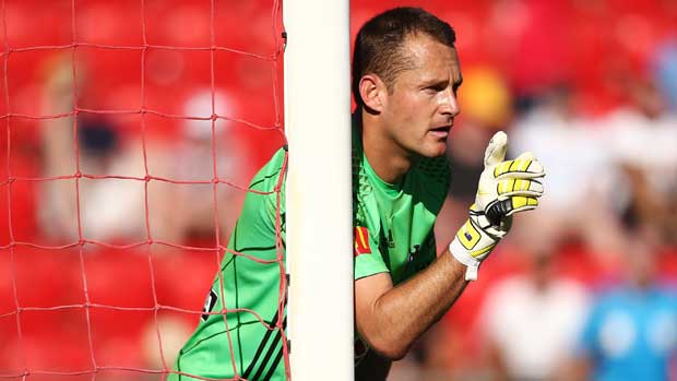 Wellington Phoenix goalkeeper Glen Moss has questioned the commitment of some of his team-mates after the loss to the Wanderers.